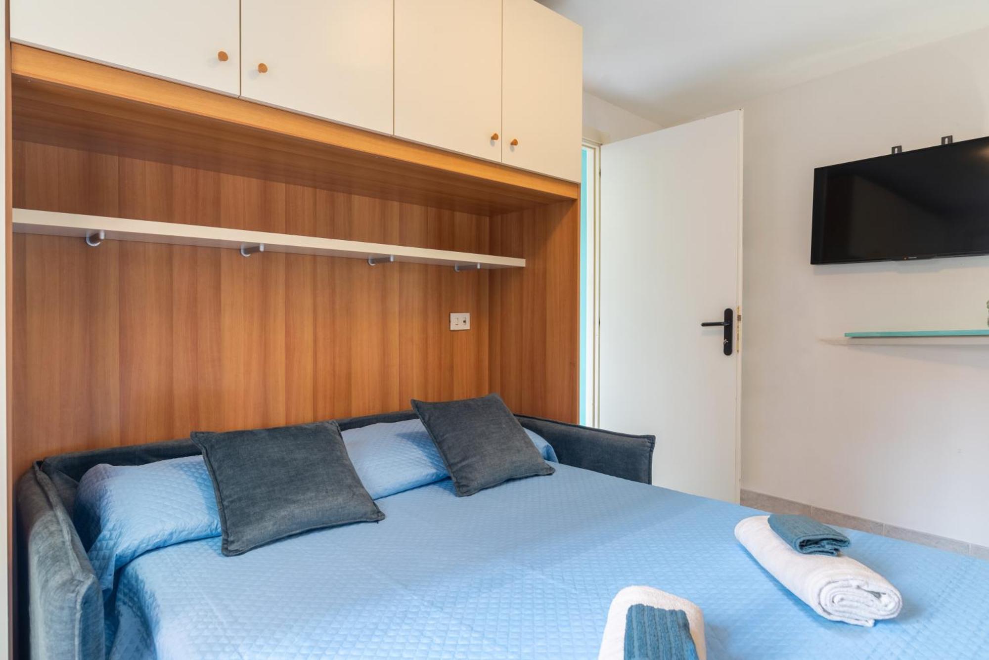Rivierarent Bettina Holiday Finale Ligure Extérieur photo